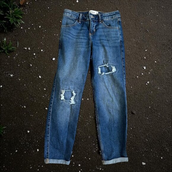ABERCROMBIE KIDS Girls Mid Rise Boyfriend Distressed Jeans Size 9/10 - Picture 1 of 9